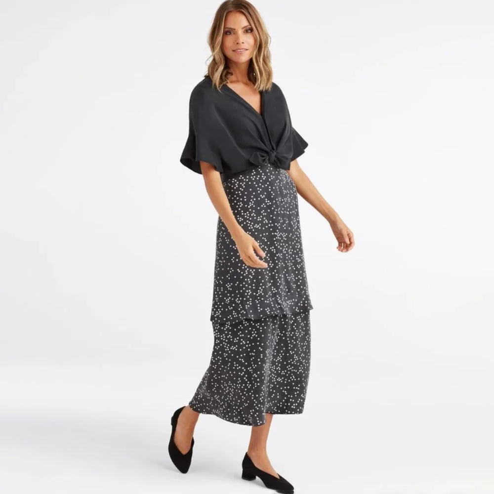 VETTA Romantic Capsule Flounce Sleeve Button-Up 100% Tencel Blouse - Picture 4 of 14